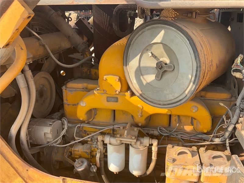 Shantui SD22 Crawler Dozer Dozers - Tratores rastos