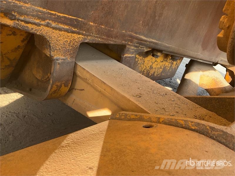 Shantui SD22 Crawler Dozer Dozers - Tratores rastos