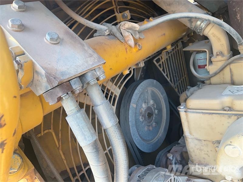 Shantui SD22 Crawler Dozer Dozers - Tratores rastos