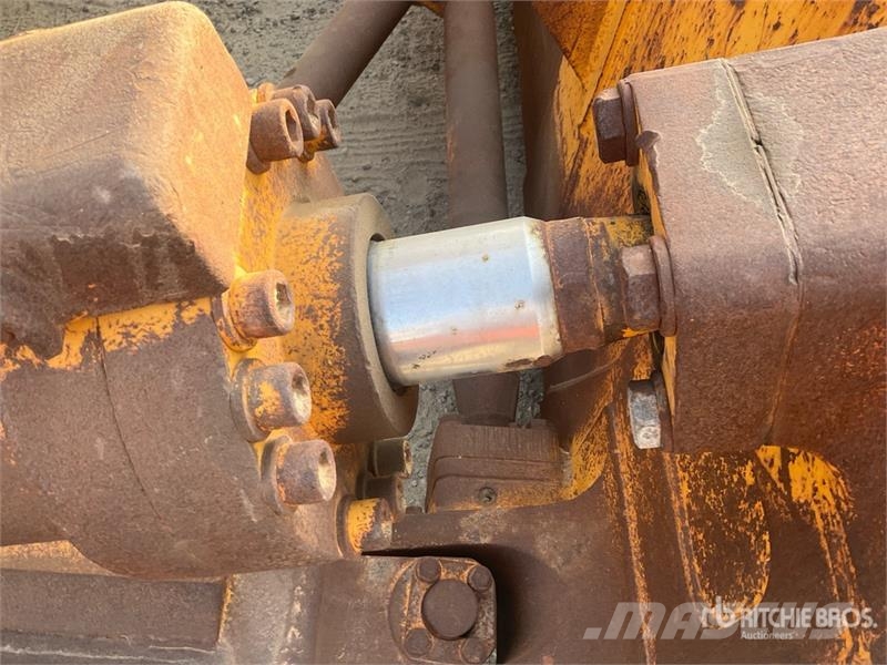 Shantui SD22 Crawler Dozer Dozers - Tratores rastos