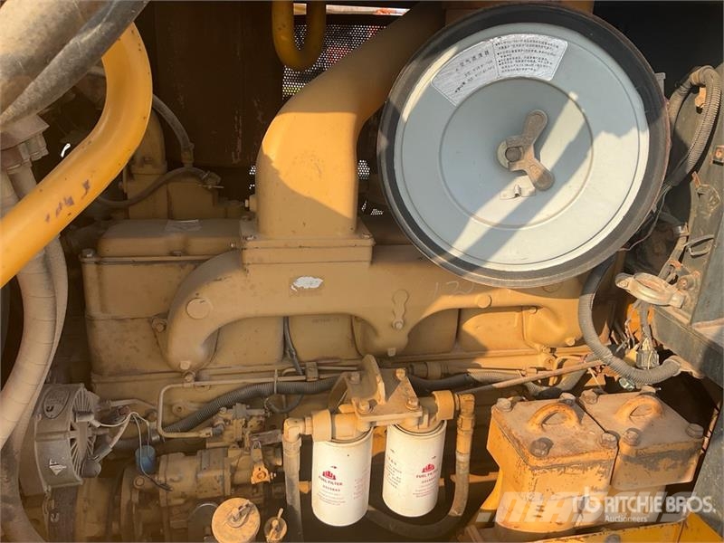 Shantui SD22 Crawler Dozer Dozers - Tratores rastos