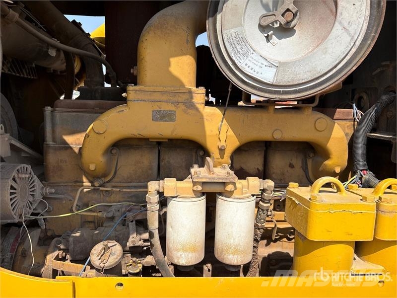 Shantui SD22 Crawler Dozer Buldooserid