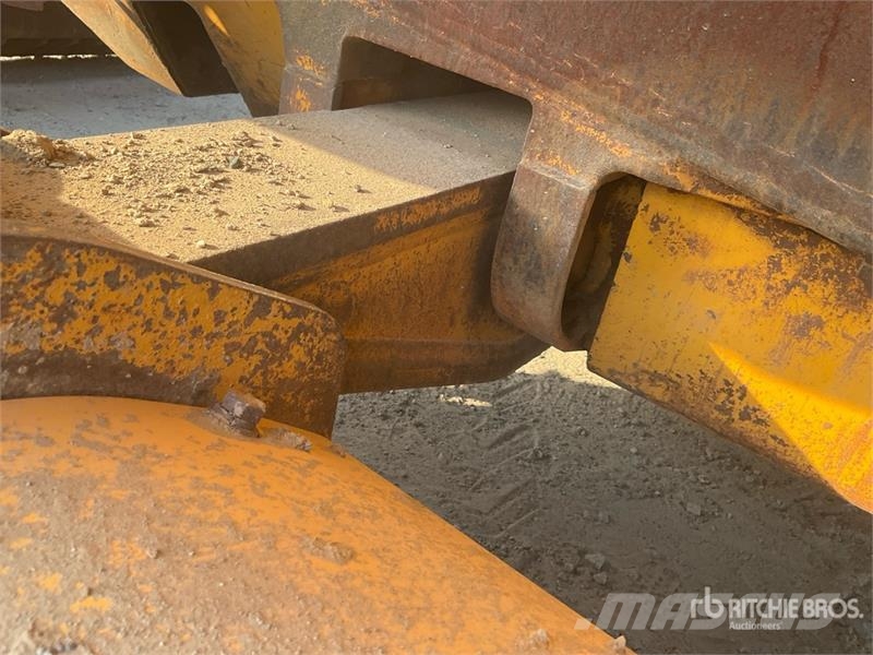 Shantui SD22 Crawler Dozer Dozers - Tratores rastos