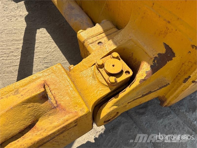 Shantui SD22 Crawler Dozer Buldooserid