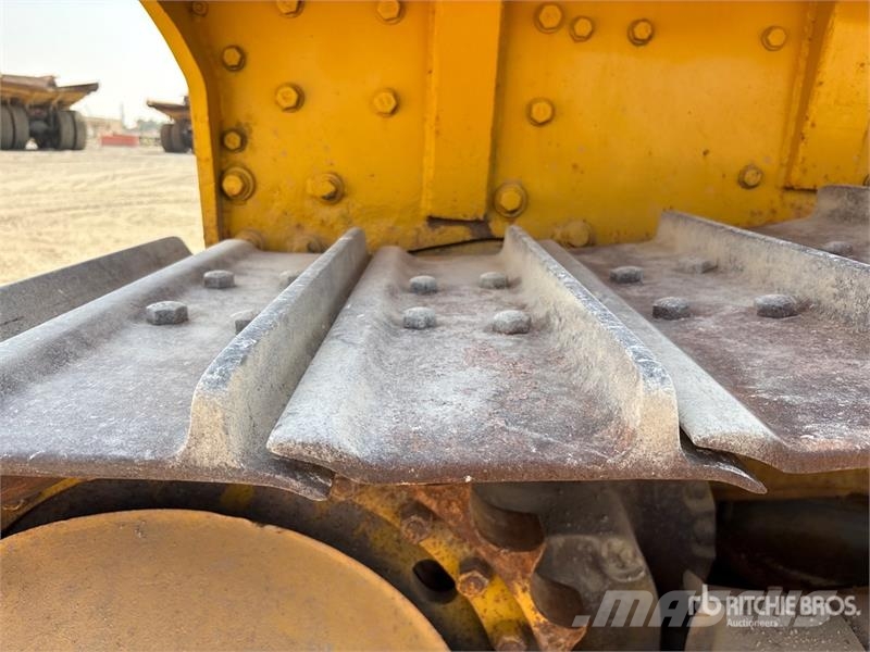 Shantui SD22 Crawler Dozer Buldooserid