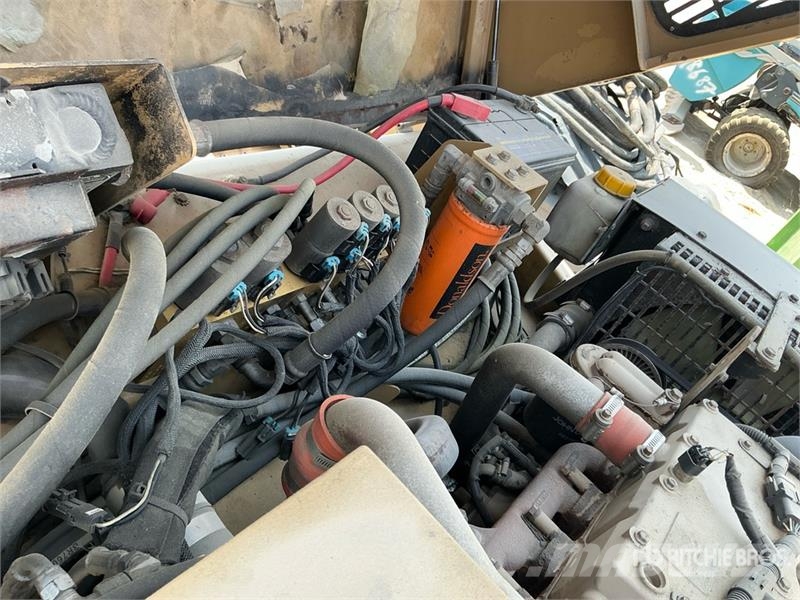  Sherrington 5500 Ride-On Beach Cleaner معدات البناء - غير ذلك