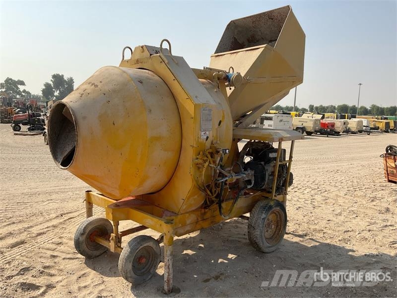 Silla Portable Concrete Mixer خلاطات خرسانة/ملاط