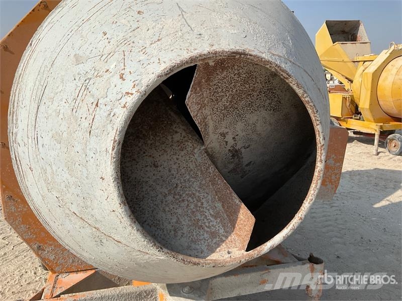 Silla Portable Concrete Mixer خلاطات خرسانة/ملاط