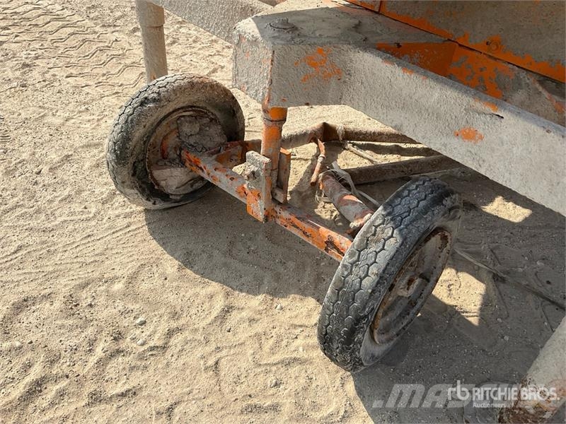 Silla Portable Concrete Mixer خلاطات خرسانة/ملاط