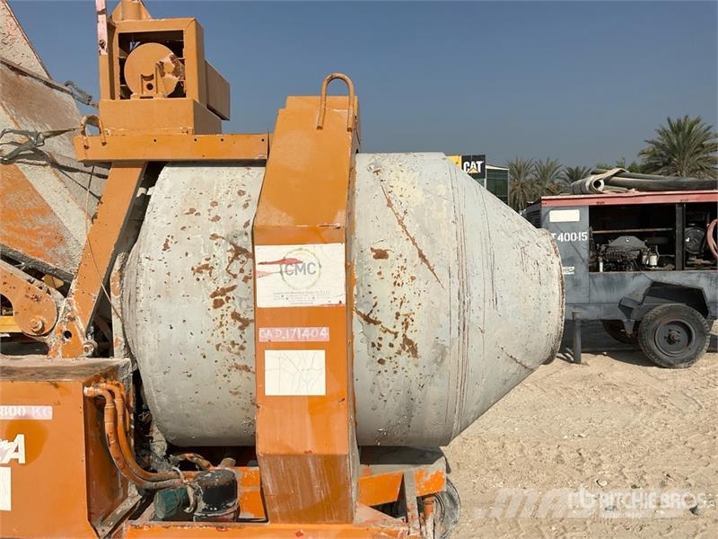 Silla Portable Concrete Mixer خلاطات خرسانة/ملاط