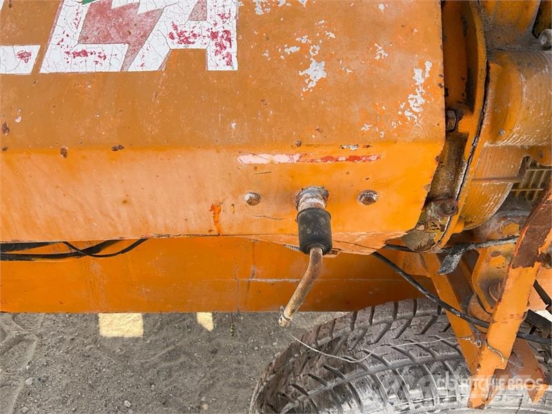 Silla Portable Concrete Mixer خلاطات خرسانة/ملاط