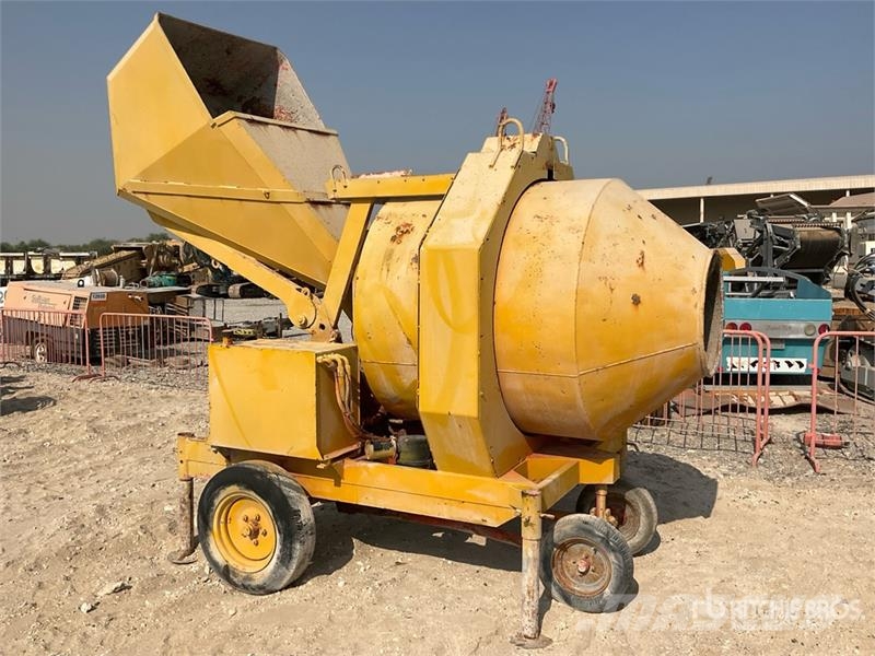 Silla Portable Concrete Mixer خلاطات خرسانة/ملاط
