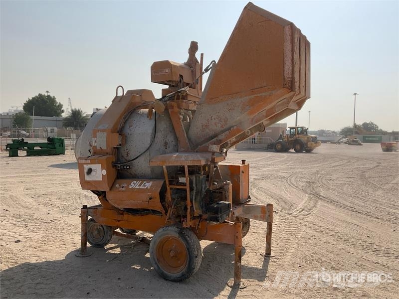 Silla Portable Concrete Mixer خلاطات خرسانة/ملاط