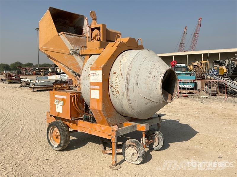 Silla Portable Concrete Mixer خلاطات خرسانة/ملاط