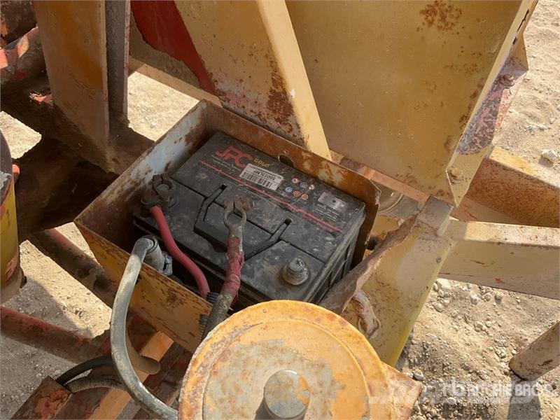 Silla Portable Concrete Mixer خلاطات خرسانة/ملاط