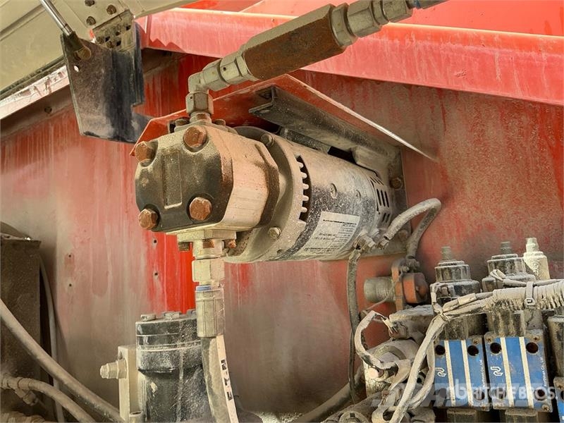 Sinoboom GTZZ25J 4WD Diesel Articulating Boom Lift (Inopera رافعات سلة مفصلية