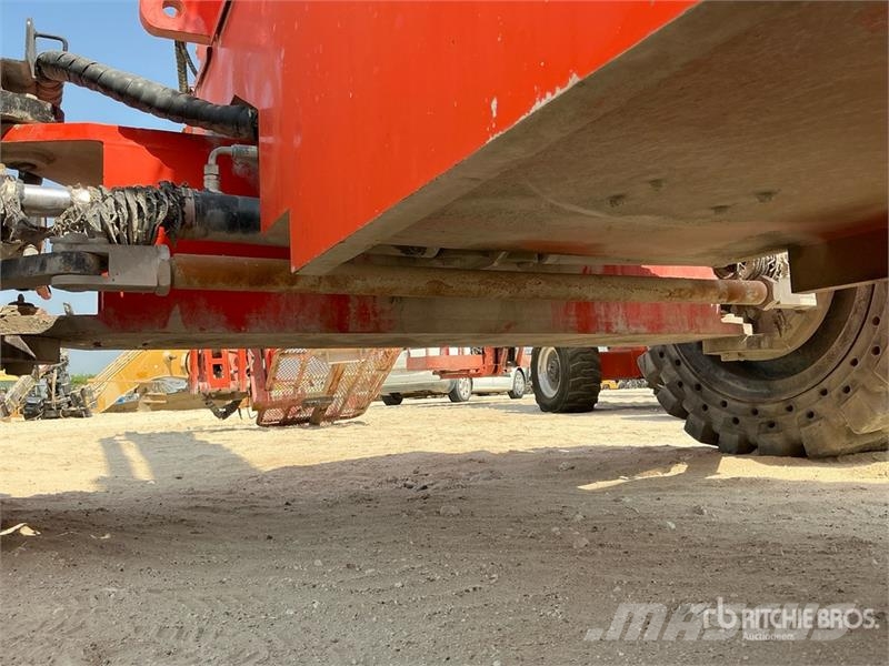 Sinoboom GTZZ25J 4WD Diesel Articulating Boom Lift (Inopera رافعات سلة مفصلية