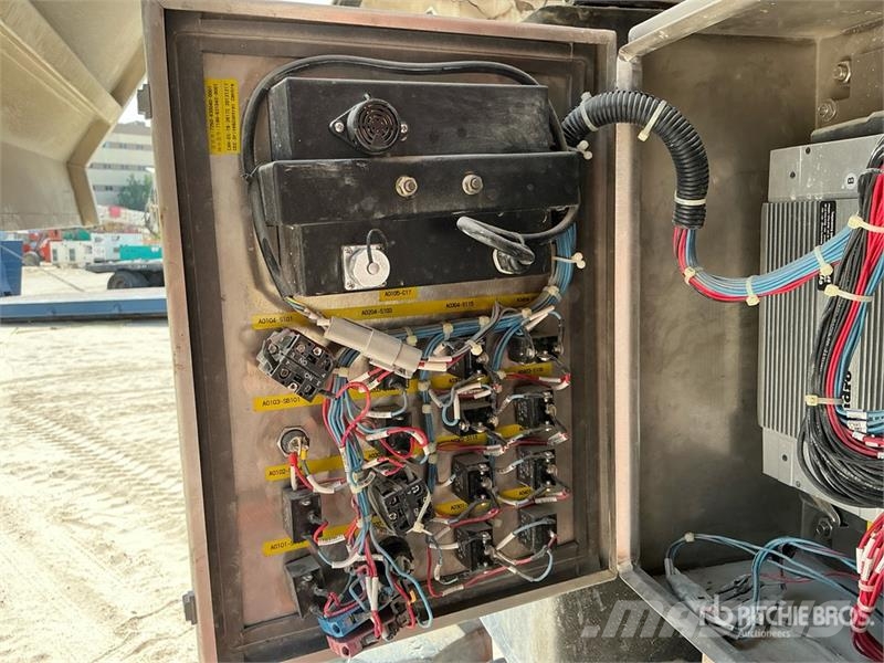Sinoboom GTZZ25J 4WD Diesel Articulating Boom Lift (Inopera رافعات سلة مفصلية