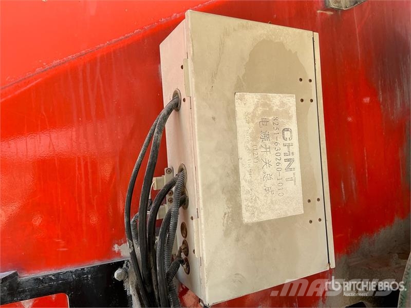 Sinoboom GTZZ25J 4WD Diesel Articulating Boom Lift (Inopera رافعات سلة مفصلية