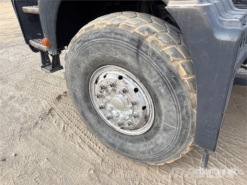 Sinotruck Sitrak ZZ3256V384MC1 6x4 Cab and Chassis Kabine i unutrašnjost