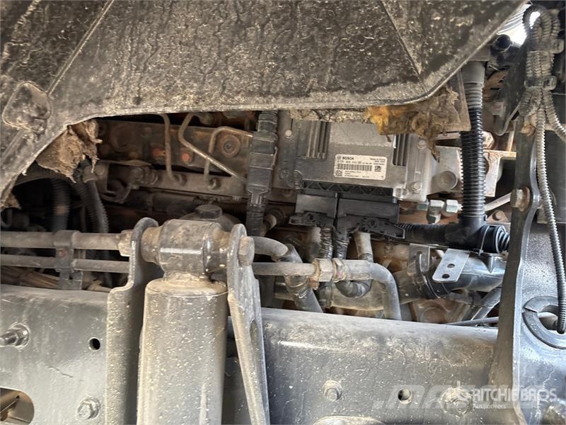 Sinotruck Sitrak ZZ3256V384MC1 6x4 Cab and Chassis Kabine i unutrašnjost