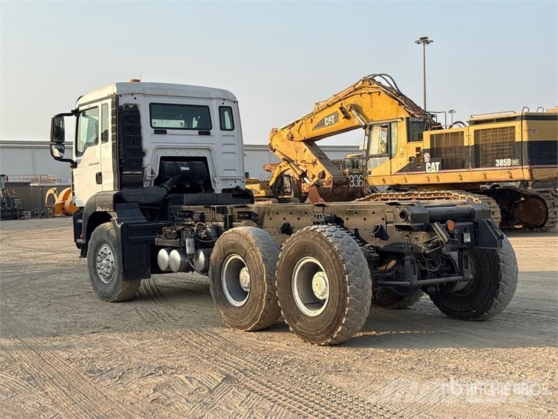 Sinotruck Sitrak ZZ3256V384MC1 6x4 Cab and Chassis Kabine i unutrašnjost