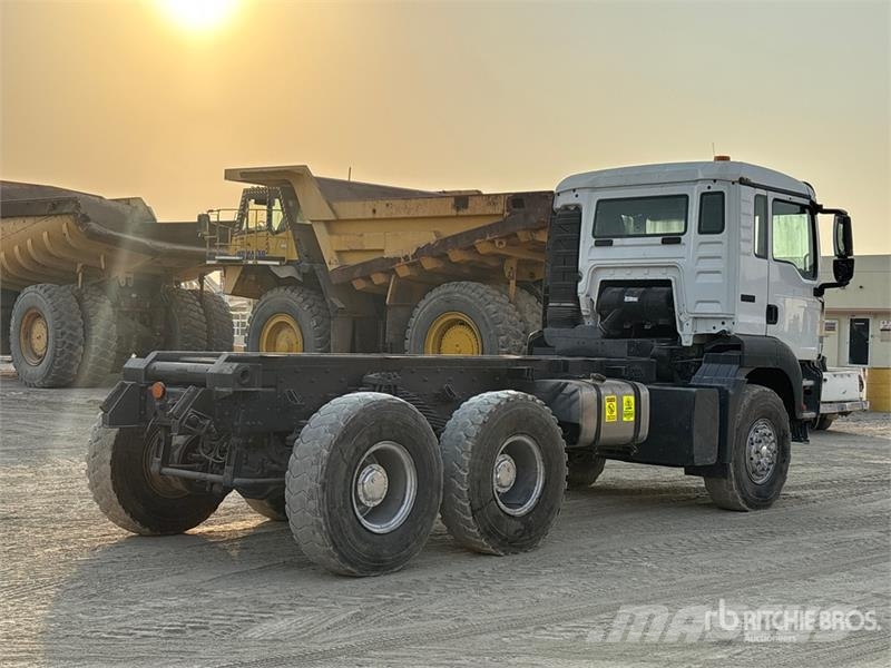 Sinotruck Sitrak ZZ3256V384MC1 6x4 Cab and Chassis Kabine i unutrašnjost