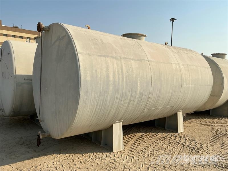  Skid Mounted Diesel Tank صهاريج الوقود والصهاريج الإضافية