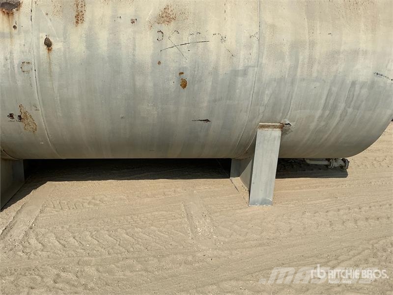  Skid Mounted Diesel Tank Tank صهاريج الوقود والصهاريج الإضافية