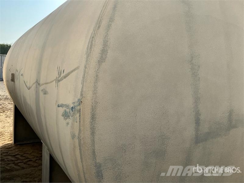  Skid Mounted Diesel Tank صهاريج الوقود والصهاريج الإضافية
