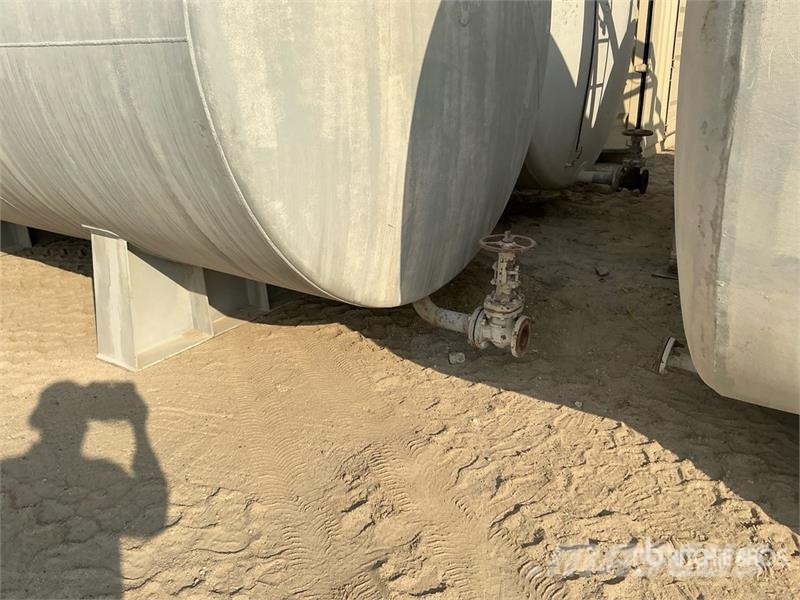  Skid Mounted Diesel Tank صهاريج الوقود والصهاريج الإضافية