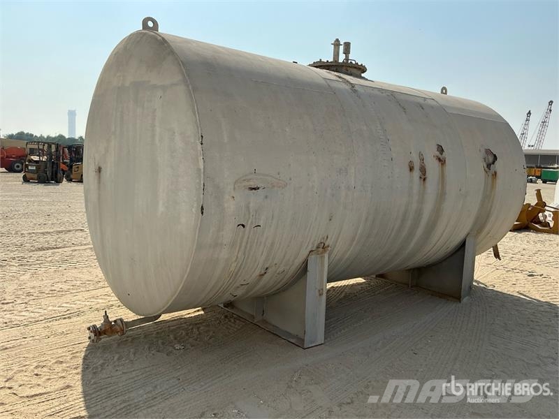  Skid Mounted Diesel Tank Tank صهاريج الوقود والصهاريج الإضافية