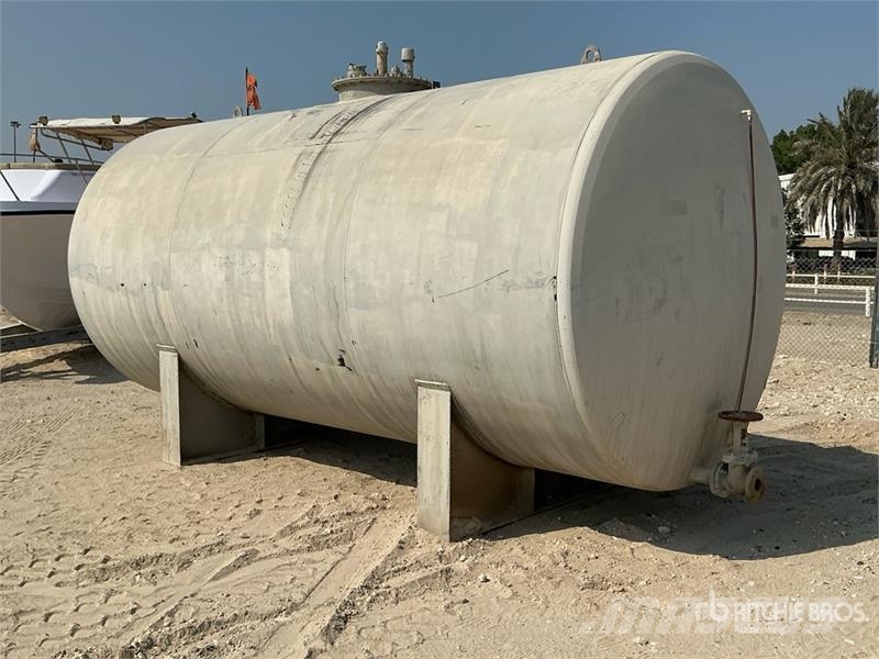  Skid Mounted Diesel Tank صهاريج الوقود والصهاريج الإضافية