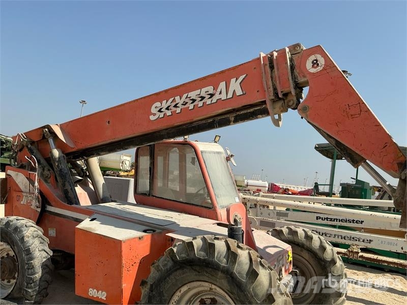  Sky Track Telehandler (Inoperable) مناولات متداخلة