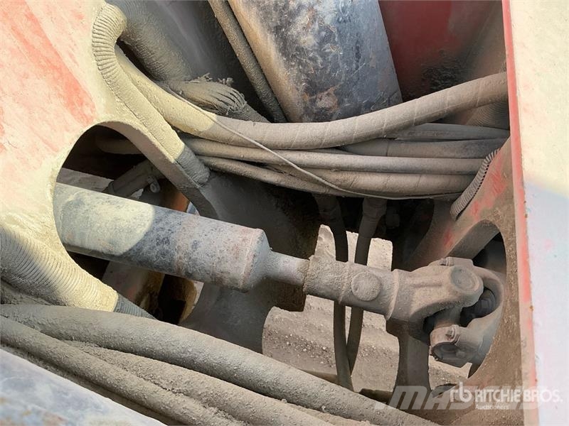  Sky Track Telehandler (Inoperable) مناولات متداخلة