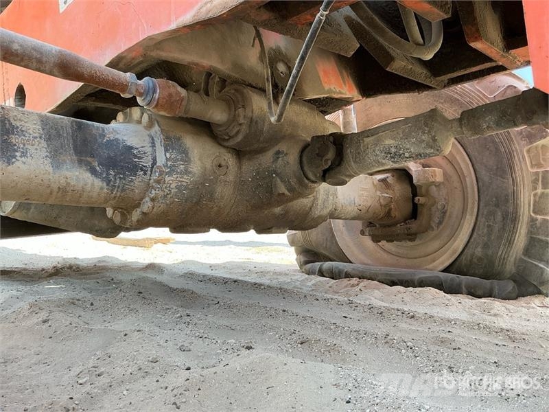  Sky Track Telehandler (Inoperable) مناولات متداخلة