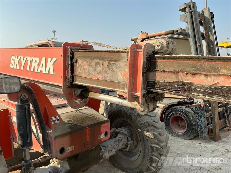 SkyTrak 8042 مناولات متداخلة