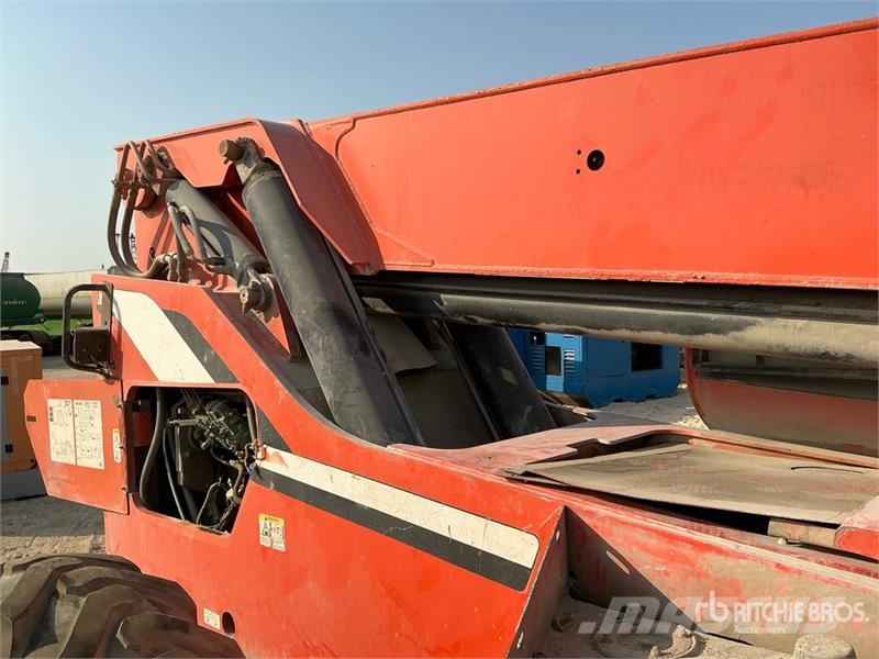 SkyTrak 8042 مناولات متداخلة