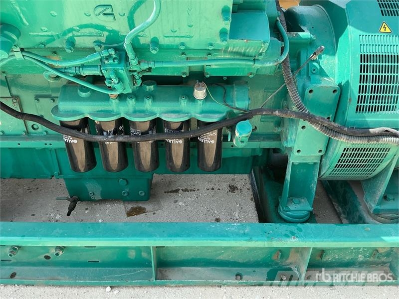 Stamford 1250 kVA Skid-Mounted Generator Set Diesel Generatorer