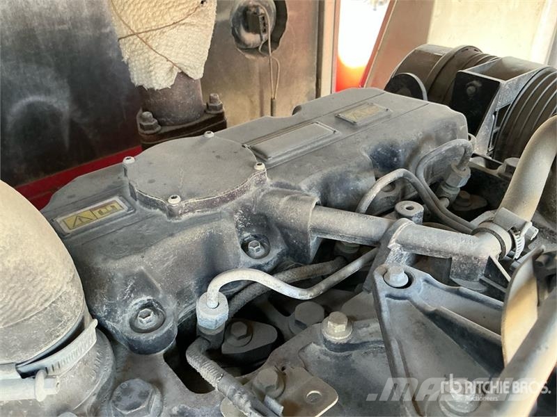 Stamford 60 kVA Skid-Mounted Generator Set مولدات ديزل