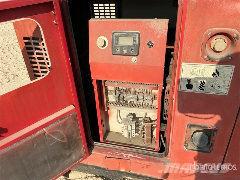 Stamford 60 kVA Skid-Mounted Generator Set مولدات ديزل