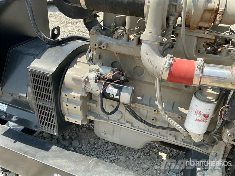 Stamford HLGF-1441F1 150 kVA Skid-Mounted Generator Set Generadores diésel