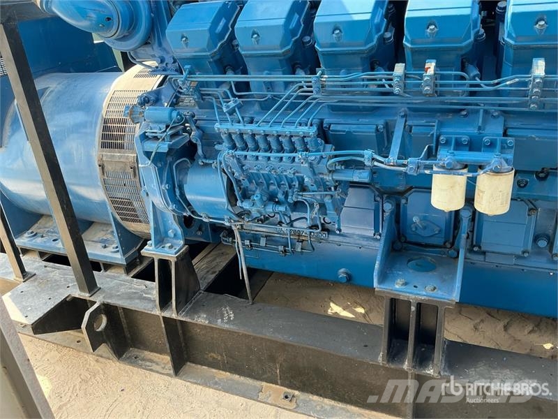 Stamford TM1900 1725 kVA Skid-Mounted Generator Set مولدات ديزل