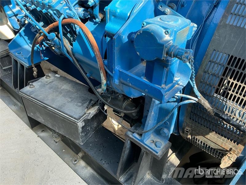 Stamford TM1900 1725 kVA Skid-Mounted Generator Set مولدات ديزل