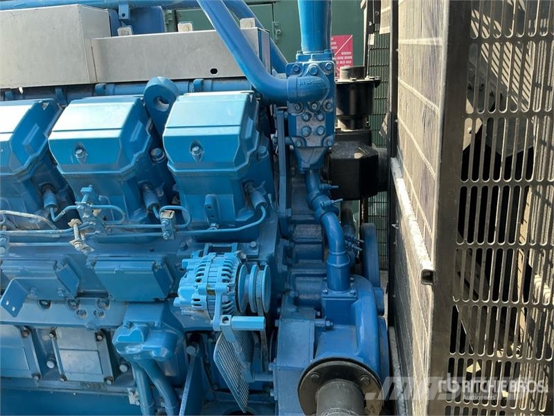 Stamford TM1900 1725 kVA Skid-Mounted Generator Set مولدات ديزل