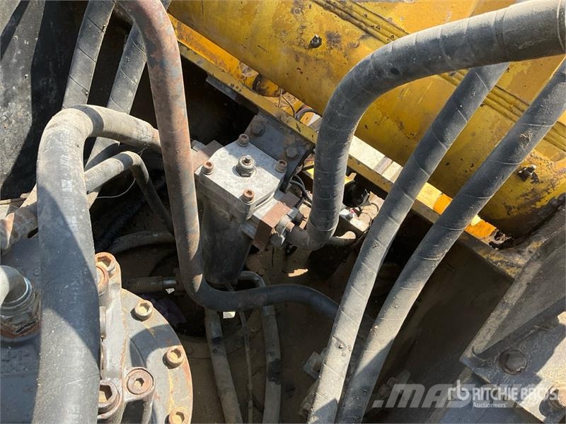 Sumitomo SH350HD Tracked Excavator Roomikekskavaatorid