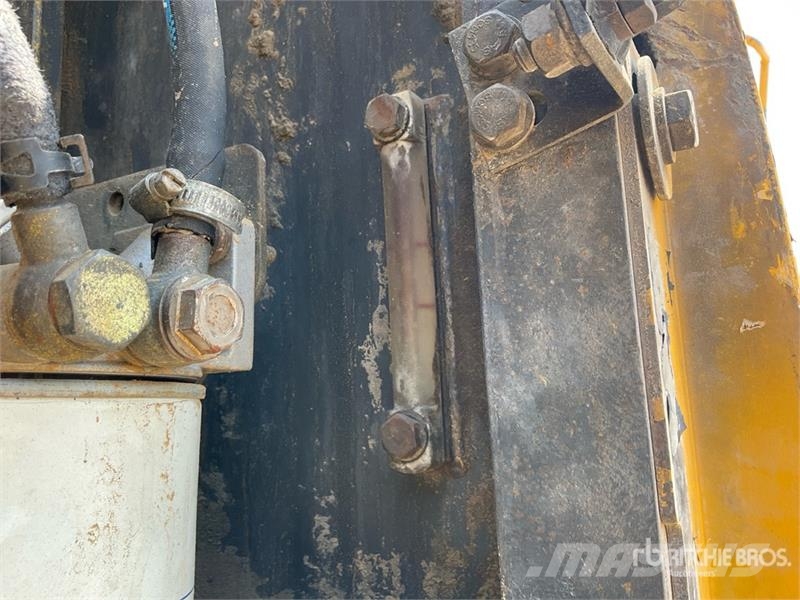 Sumitomo SH350HD Tracked Excavator Roomikekskavaatorid