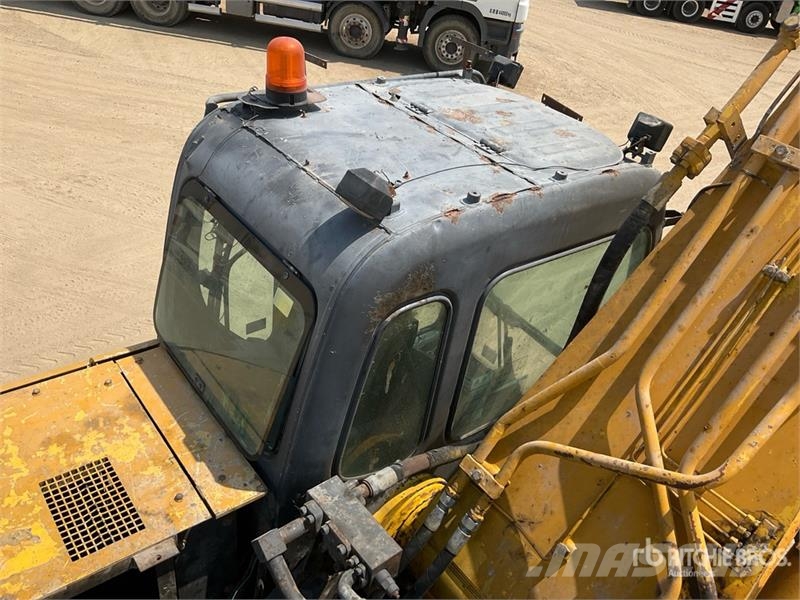 Sumitomo SH350HD Tracked Excavator Roomikekskavaatorid