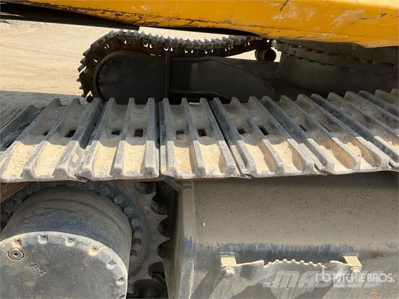 Sumitomo SH350HD Tracked Excavator Roomikekskavaatorid