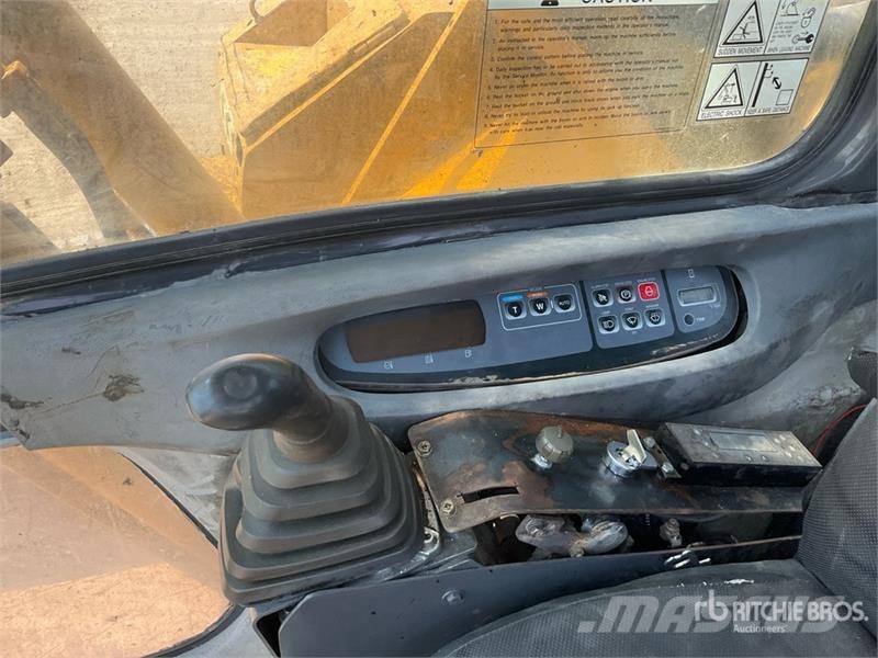 Sumitomo SH350HD Tracked Excavator Roomikekskavaatorid